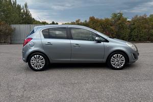 opel corsa 2012