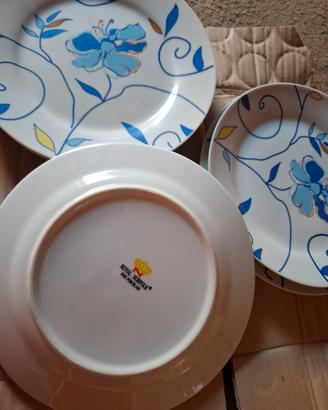 set di piatti 
