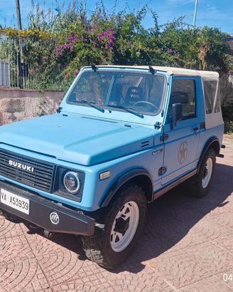 Suzuki SJ413 Samurai