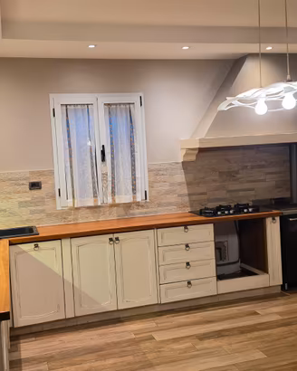 Cucina completa componibile "Veneta Cucine" 
