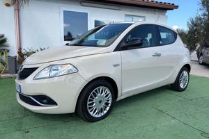 Lancia Ypsilon 1.2 69 CV 5 porte GPL Ecochic Gold 