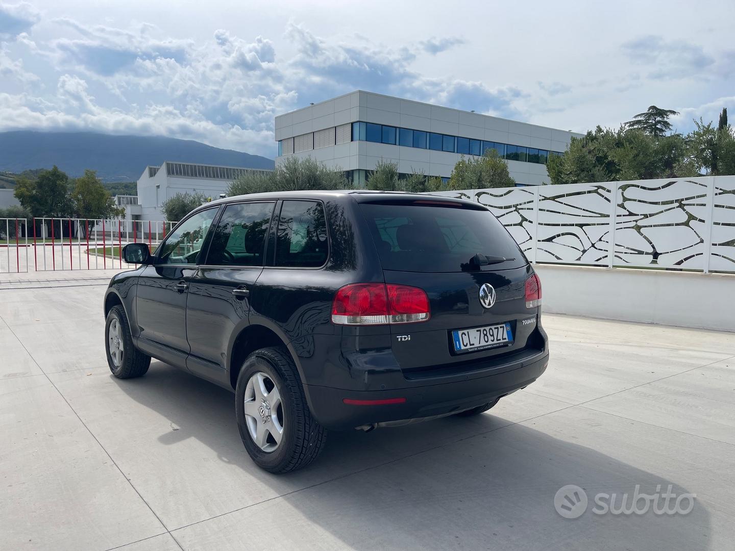 Volkswagen Touareg 2005 photo 2