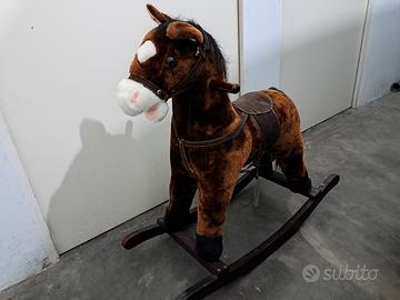 cavalluccio dondolo