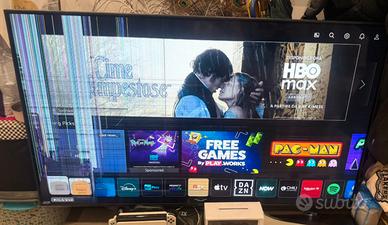 smart tv LG 55 " schermo danneggiato