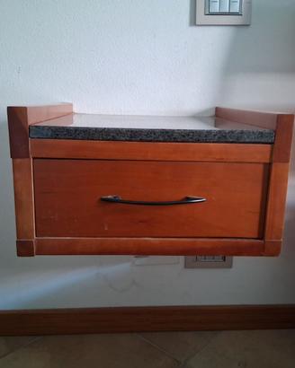 Comodino di design legno massello e marmo