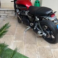 Triumph speed twin 1200