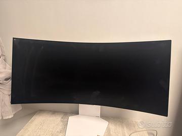 LG Ultragear OLED 34”240Hz DA RIPARARE