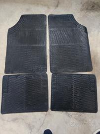 tappetini universali in gomma