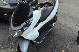 Honda pcx 125
