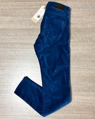 Pantaloni donna in velluto liscio blu W27