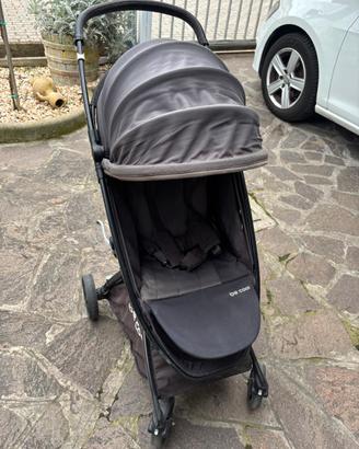 Passeggino portatile e pieghevole becool