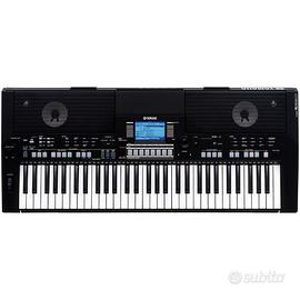 YAMAHA PSR-S550