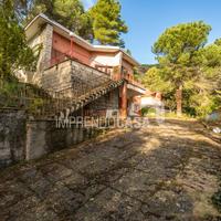 Villetta indipendente mq 76+dependance mq 60