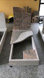 Monumenti funebri/tombe/arte funeraria