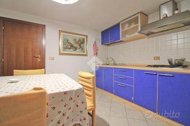 2 LOCALI A PESCARA