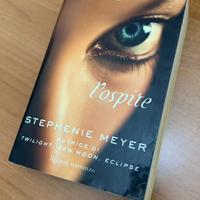 Libro L'Ospite (The Host) Stephenie Meyer