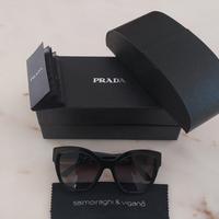 Occhiali da sole Prada