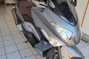 YAMAHA T-MAX 500 