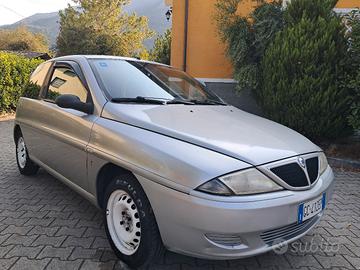 Lancia y euro 3, 1.2 8v