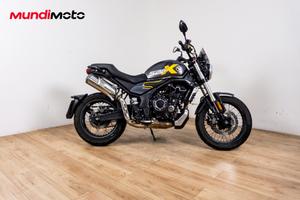 VOGE 525 ACX - 2023