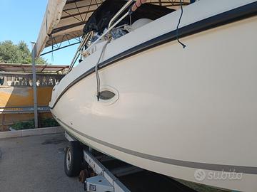Quick Silver 675 Sundeck con motore Mercury 225cv
