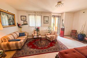 APPARTAMENTO CON GARAGE PRIVATO A POCHI PASSI DAL