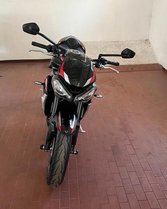 Triumph Street Triple R