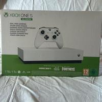 Xbox One S All-Digital + Racing Wheel Overdrive