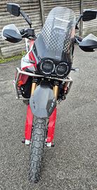 Ducati DesertX Rally - 2024 con tanti accessori