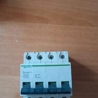 Sezionatore Schneider 63A