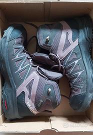 Scarponcini Salomon da montagna