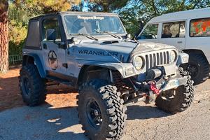 wrangler 4000 tj autocarro 4 posti 