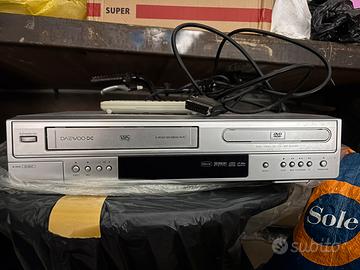 Registratore vintage Daewoo VHS