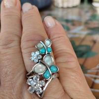 Anello in argento 925 cn madreperla e turchese.