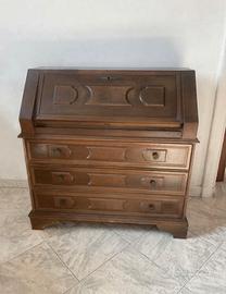 Secretaire/Ribalta classica in legno con cassetti