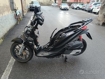 piaggio Medley 125 