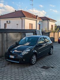 RENAULT Clio 3ª serie - 2010