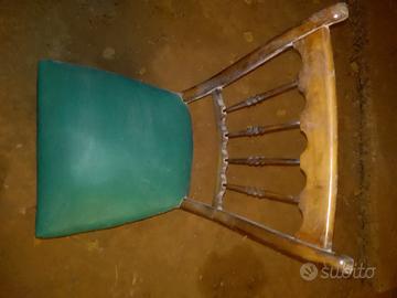 Sedie antiche e sedie per ufficio