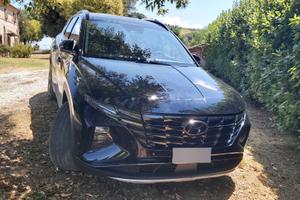 Hunday Tucson 1,6 full hybrid  excellence 2022