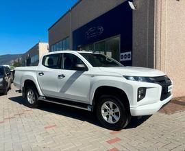 Mitsubishi L200 2.3 D Club Cab 4x4 Easy Invite IVA
