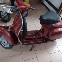 Vespa 50 L faro tondo V5A1T del 1968 restaurata