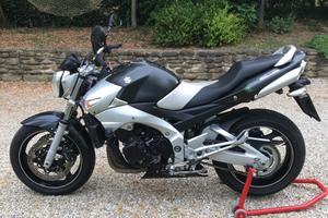 Suzuki GSR 600 - 2007