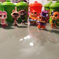 Collezione 44 gatti cassonetti