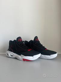 Jordan Max Aura 4 University Rosso