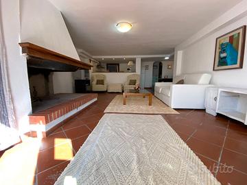BILOCALE SAN NICOLA ANNUALE UTENZE INCLUSE