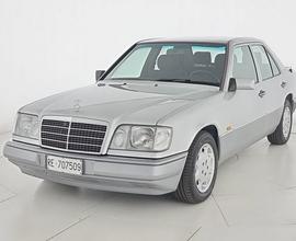 Mercedes-Benz Serie E E 200 cat Classica - ASI