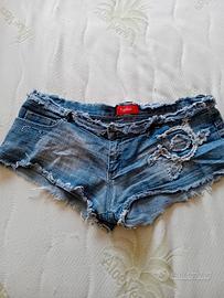 pantaloncini extra corti in jeans