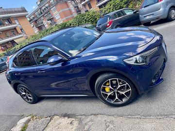 Stelvio 2.2  q4 210 CV