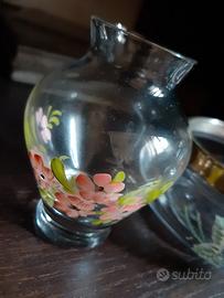 Vasetto di vetro dipinto a mano