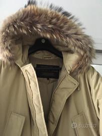 Giaccone molto comodo nuovo mai usato imbottito